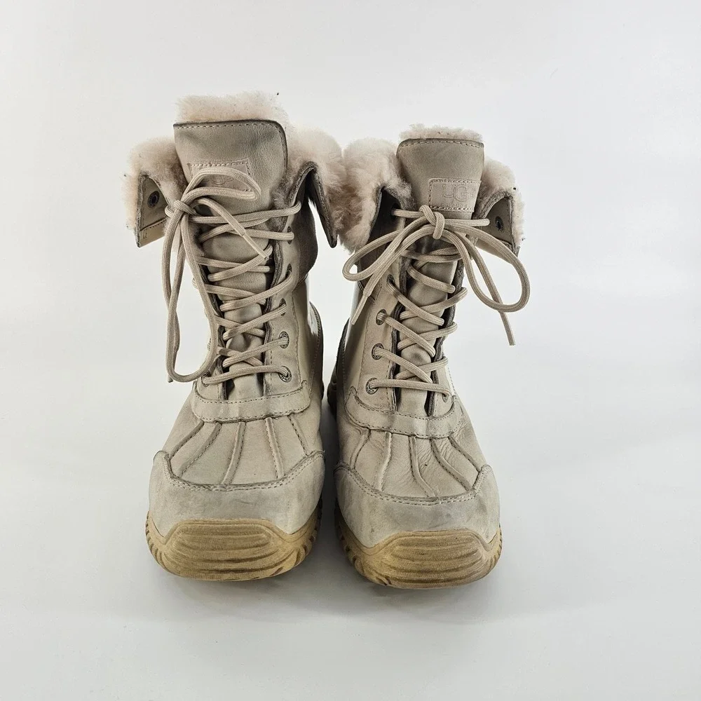 UGG Adirondack II Snow Boots Women 9.5 Sand Leather Waterproof Winter Gorpcore